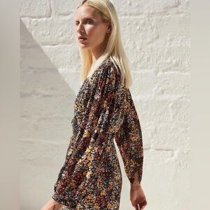 Aura Floral Black Babydoll Women’s Mini Dress Size M Long sleeve .